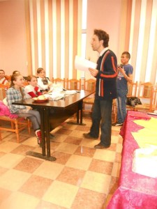 408136_575095735842865_1143739651_n_600x800