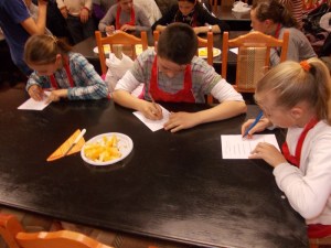 e-imagini-cu-activitati-practice-si-produse-realizate-de-elevi-47_800x600