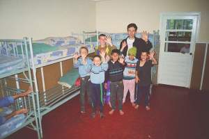 LUCRAN CU COPII CU HANDICAP