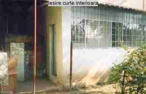 iesire-curte-interioara